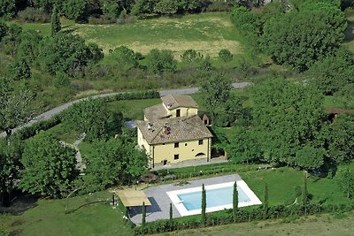 Farm for 15 persons with pool