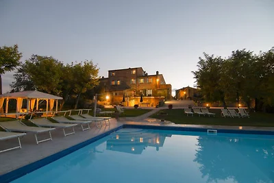 Casale Cortona