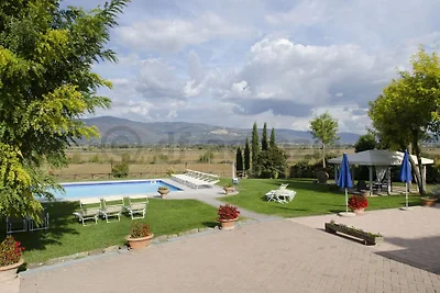 Casale Cortona