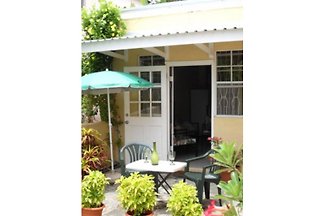 Allamanda Cottage & Guesthouse
