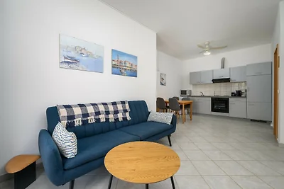 Apartment Panous 1