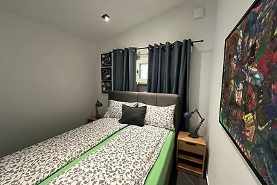 Apartment Urban Black