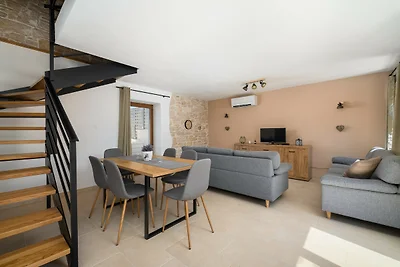 Casa Simona with pool in Kastelir, Istria