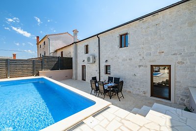 Casa Simona with pool in Kastelir, Istria