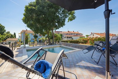 Apartment Monika with private pool in Porec