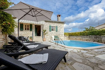 Casa Antignana with pool in Istria