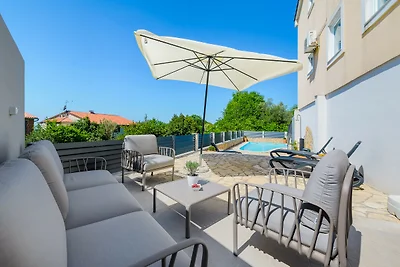 Villa Zaza with Pool in Istria