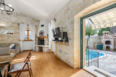 Casa Antignana with pool in Istria
