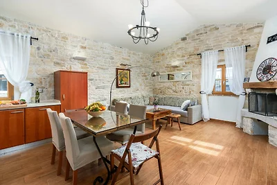 Casa Antignana with pool in Istria