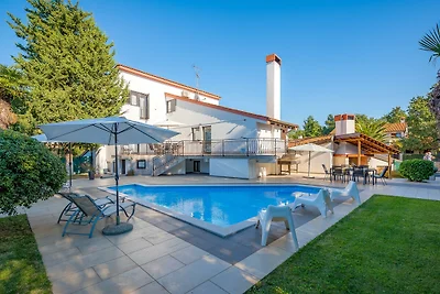 Villa Martimar with pool and hot tub in...