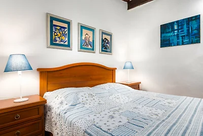 Apartment with private pool Suna