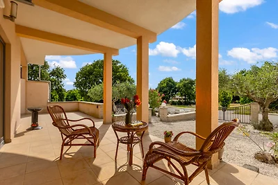 Apartment Panous 1
