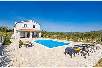 Villa Isabella with pool in Sovinjak, Istria