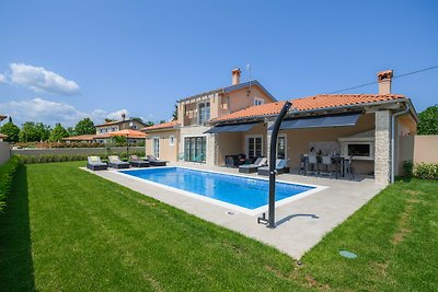 Villa Istra Maruzini with pool