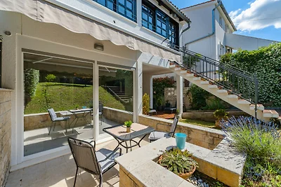 Premium Apartment Bianca in Porec,