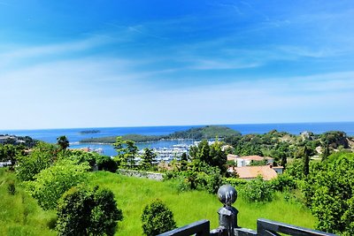 Villa Carla- Istrian Stone Villa with Sea...