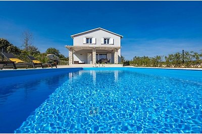 Villa Isabella with pool in Sovinjak, Istria