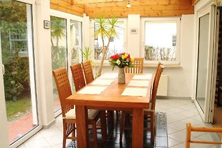 Ferienhaus mit Wintergarten