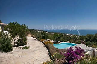 Villa Valeria mit Pool. Meerblick