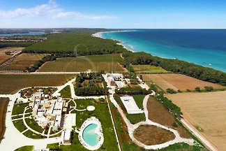 résidence de bord de mer de luxe avec piscine