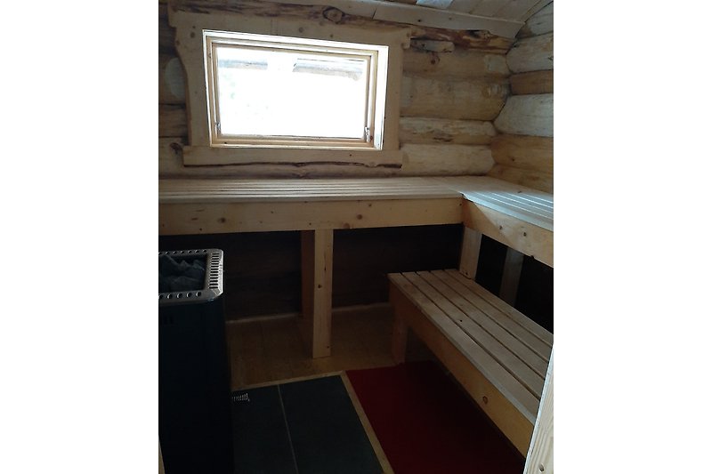 Sauna mit Holzheizung