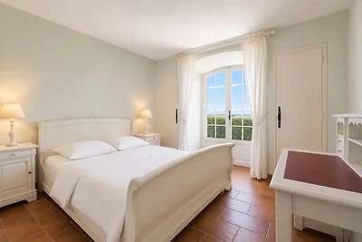 Villa Bellevue in traumhafter Lage.
