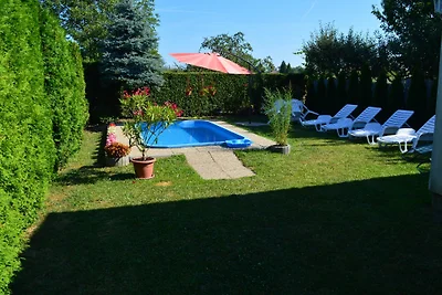 Ferienhaus Csepp mit Pool