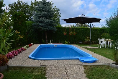 Ferienhaus Csepp mit Pool