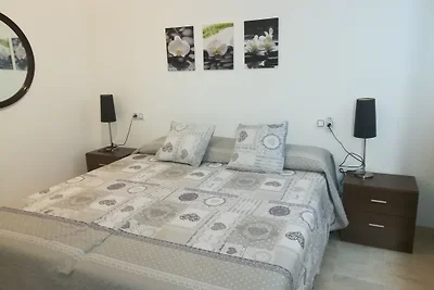 app. con vista mare e aria condizionata.