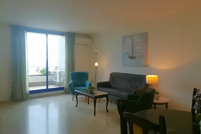 app. con vista mare e aria condizionata.