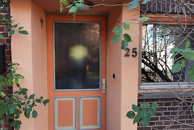 Großes Haus direkt an der Weser