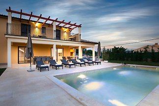 Prachtige Villa Nikoleta