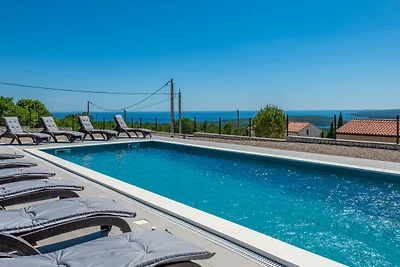 Villa Ema