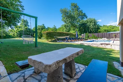 Villa Ladonja