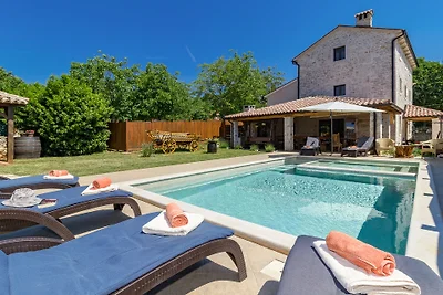 Villa Histria