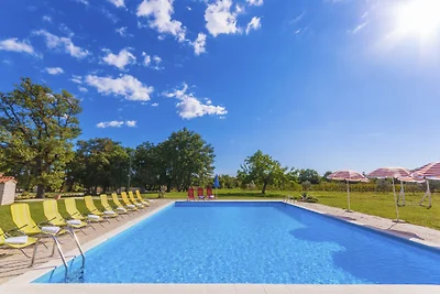 Villa Tone L