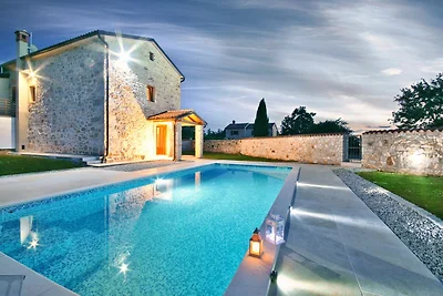 Villa Lucy