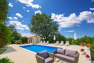 Villa Olifi