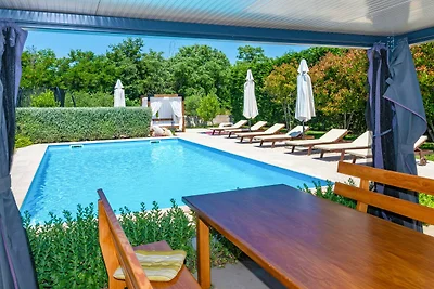 Villa Petra