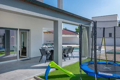 Villa Rovena