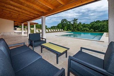 Villa Dika
