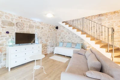 Villa Lucy