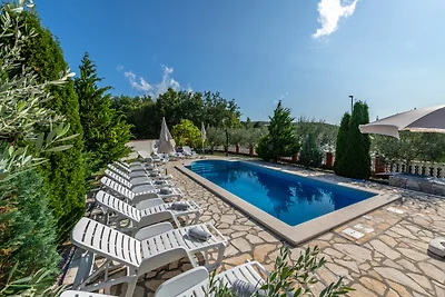 Villa Marić