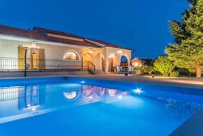 Villa Dream House