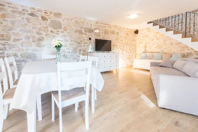 Villa Lucy