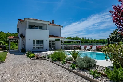 Villa Fiora