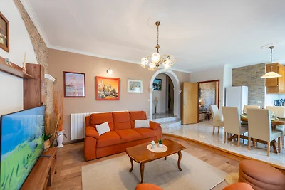 Villa Mirela