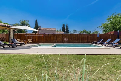 Villa Histria