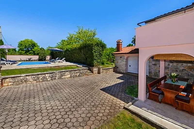 Villa Legović