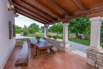 Villa Bina